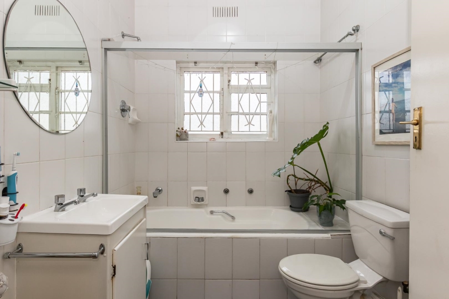 3 Bedroom Property for Sale in Lakeside Western Cape